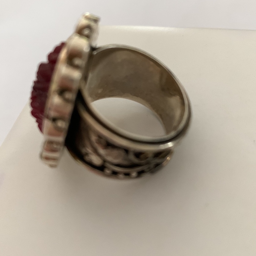 Mars & Valentine Echo of the Dreamer Maroon Gemstone surrounded by Crystals SS - Picture 3 of 6